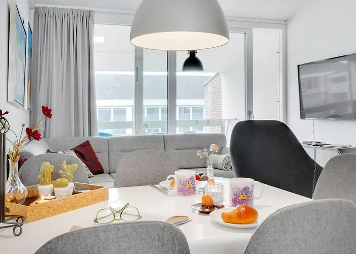 Filine - 200m From The Sea By Interhome